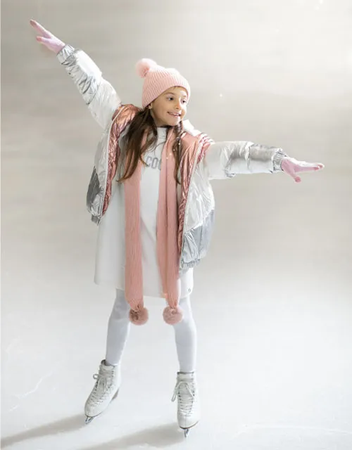girsl winter 22