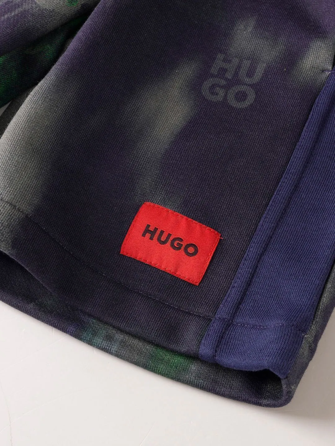 ŠORTS ZA DEČAKE HUGO