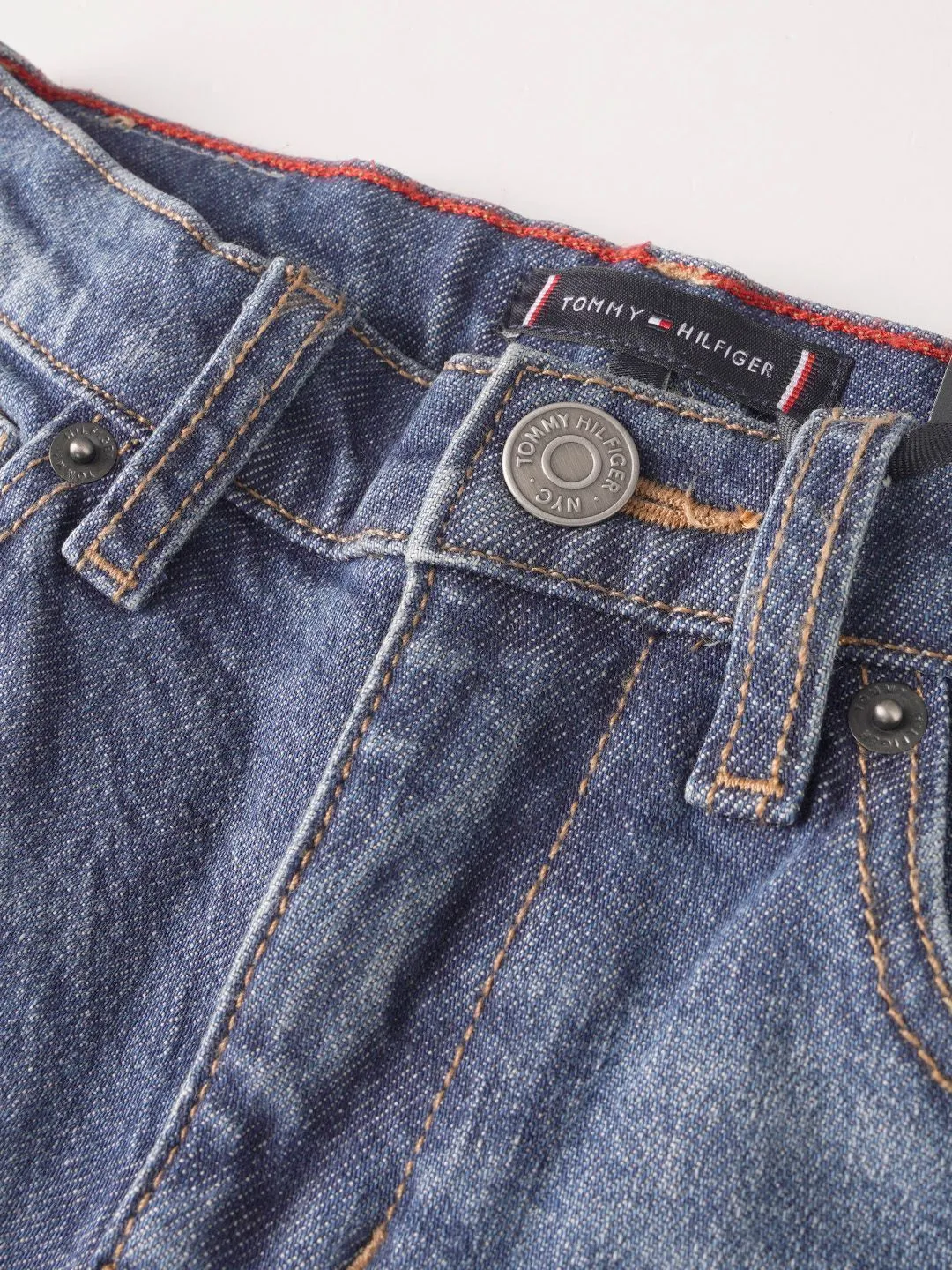 TEKSAS PANTALONE ZA DEČAKE TOMMY HILFIGE