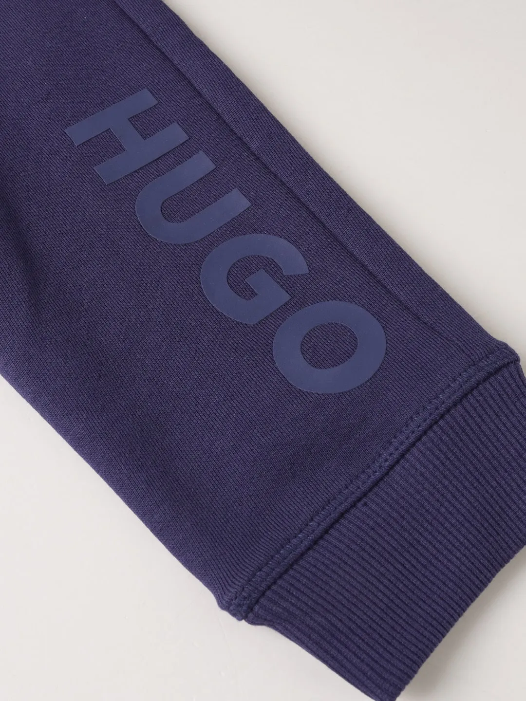 TRENERKA DONJI DEO ZA DEČAKE HUGO