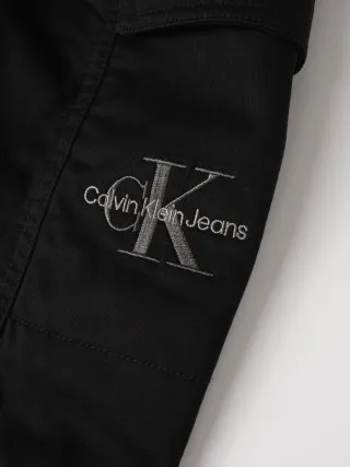 PANTALONE ZA DECAKE CALVIN KLEIN
