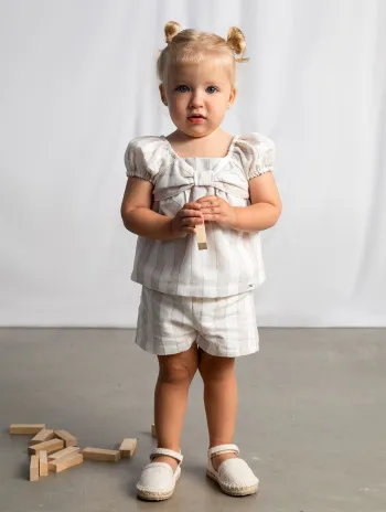 KOMPLET ŠORTS I MAJICA ZA DEVOJČICE