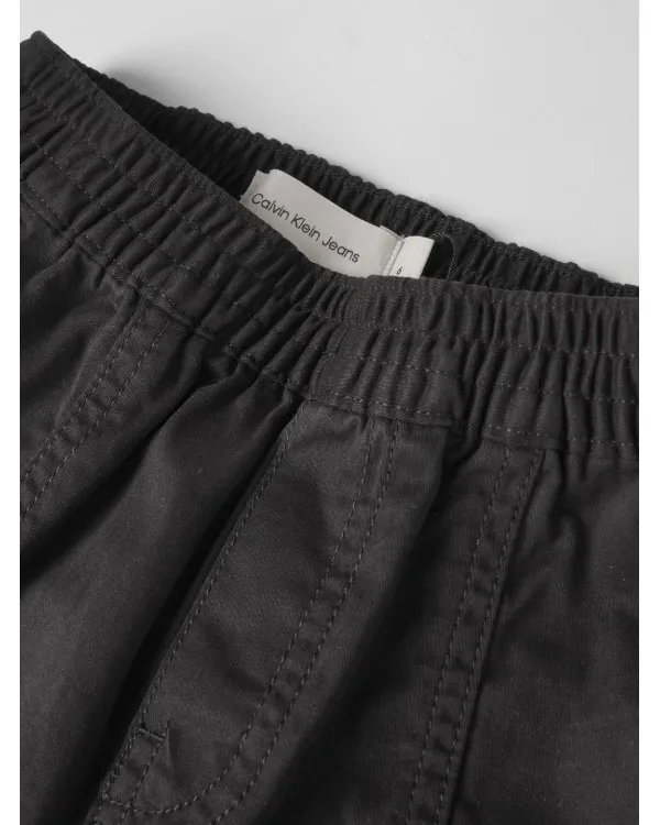 PANTALONE ZA DECAKE CALVIN KLEIN