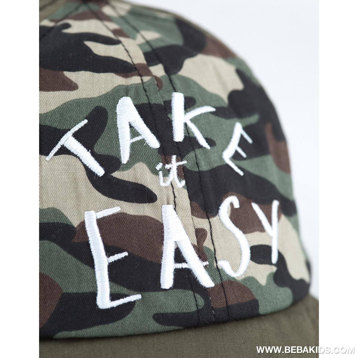 Kačket bebi Military